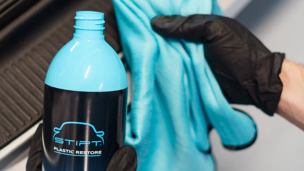 Kun je krasjes in kunststof exterieur verwijderen? - Stipt Polish Point